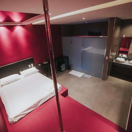 圣安娜-利弗拉门图 El Fuego酒店 外观 照片